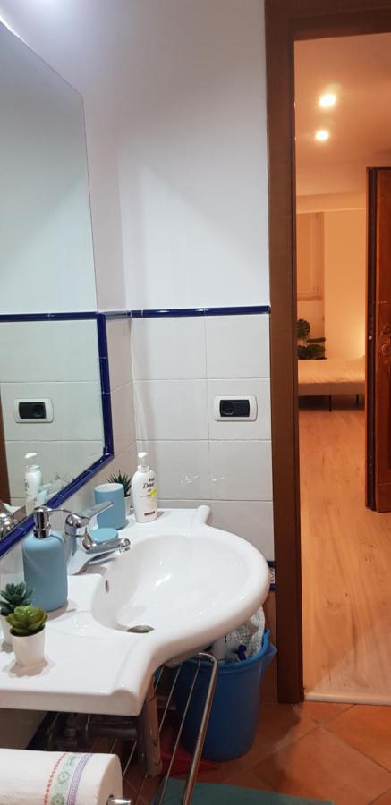 רומא Trastevere Apartment House Holiday מראה חיצוני תמונה